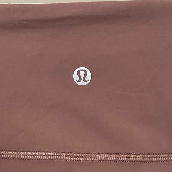 Lululemon Groove Super-High-Rise Crop 23"
Ancient Copper 2022 Style #: W6BZ3S 4 - Picture 6 of 8